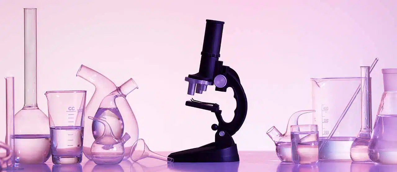 میکروسکوپ نوری یکی از مهم ترین ابزارها در تشخیص پزشکی است