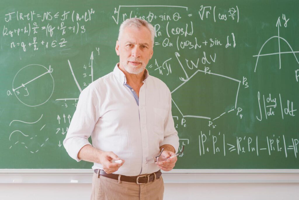 بهترین استاد فیزیک ایران کیست؟